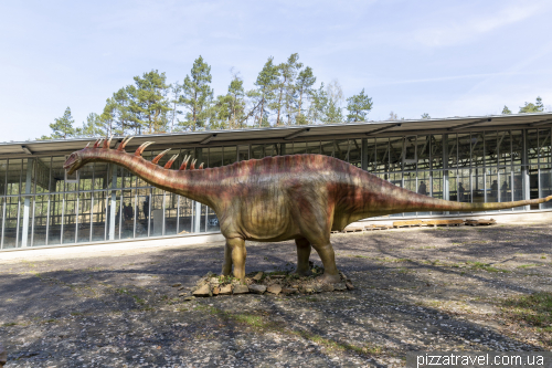 Динопарк біля озера Штайнхуде (Dinopark Münchehagen)