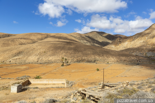 Каньйон Пенітас (Barranco de las Peñitas) на Фуертевентурі