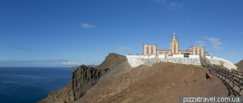 Маяк Ентальяда (Faro de la Entallada) на Фуертевентурі