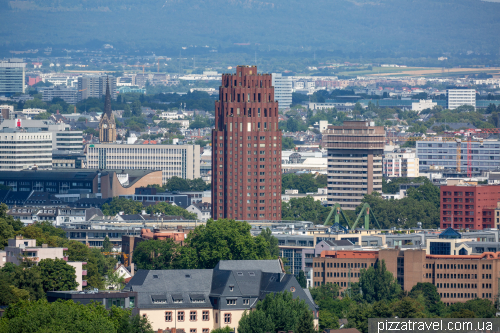 Смотровая башня Гете (Goetheturm) во Франкфурте