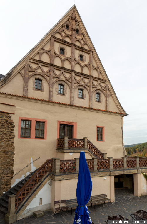 Замок Шарфенштайн (Burg Scharfenstein)