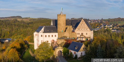 Замок Шарфенштайн (Burg Scharfenstein)