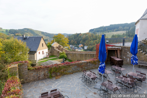 Замок Шарфенштайн (Burg Scharfenstein)