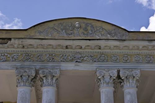 Grokholsky Palace in Voronovytsia