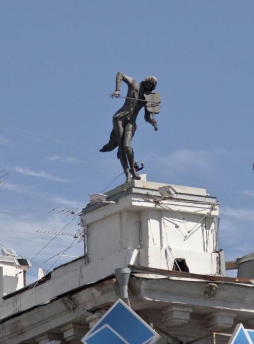 Violinist on the roof