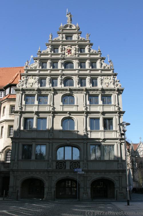 House of Tailors (Gewandhaus)