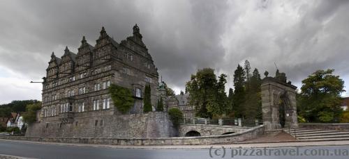 Haemelschenburg Castle