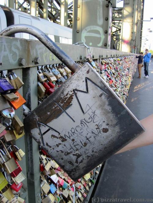 Locks on the Hohenzollern bridge in Cologne