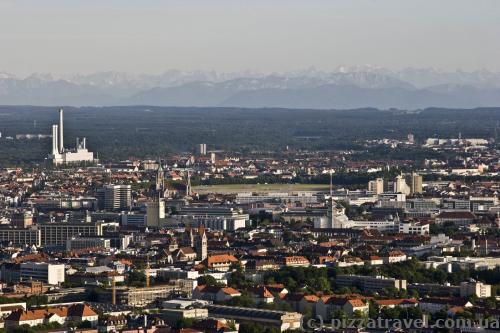 Far away is Theresienwiese, the Oktoberfest site.