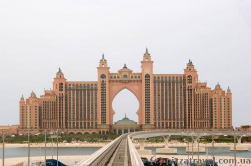 View of the Atlantis hotel from the monorail