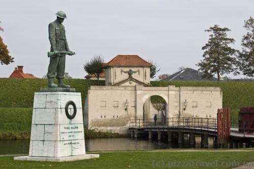 Kastelet fortress