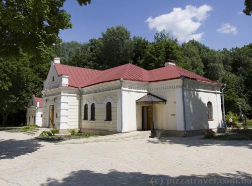 House (XVII) of the General Court of left-bank Ukraine (house of V. Kochubey)