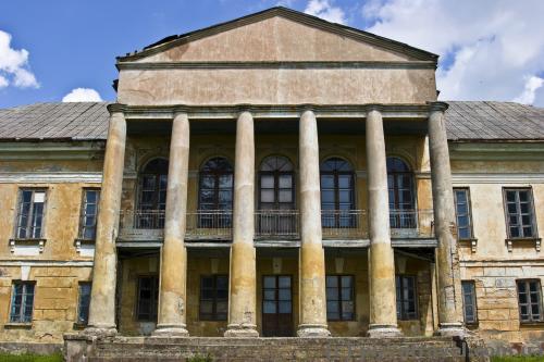 Palace in Velyki Mezhyrichi