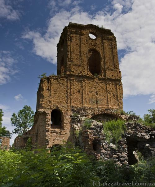 Korets Castle ruins