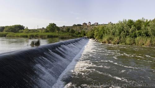 Rapids near a small power station in Yuzhnoukrainsk