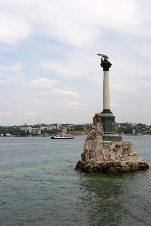 Monument to sunken ships