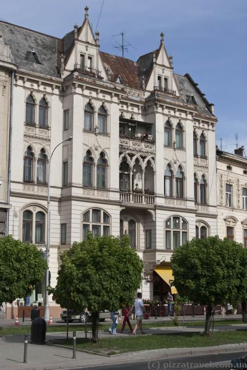 House on the Tarasa Shevchenka Avenue